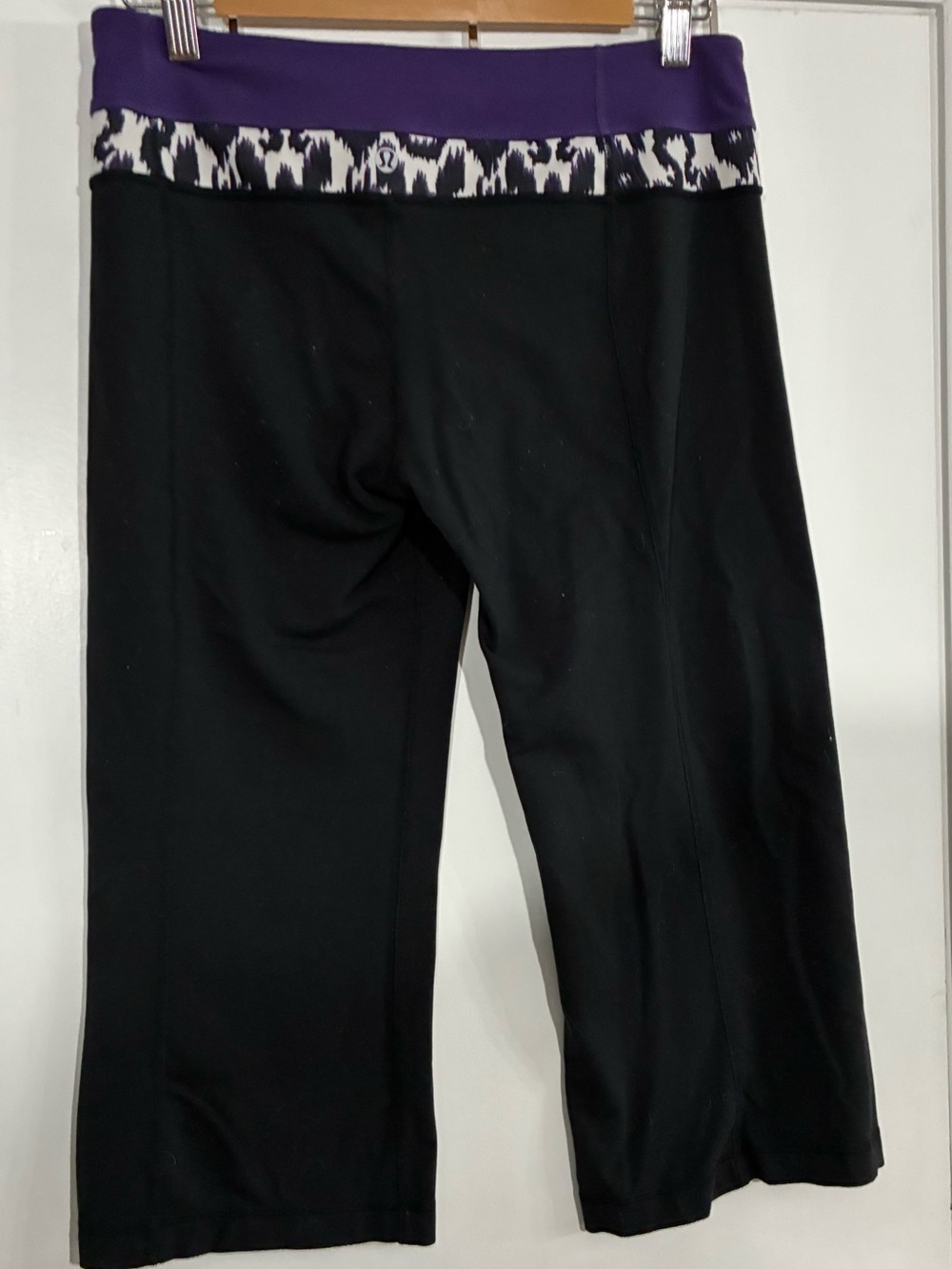 Lululemon Black and Purple Athletic Capris size 8